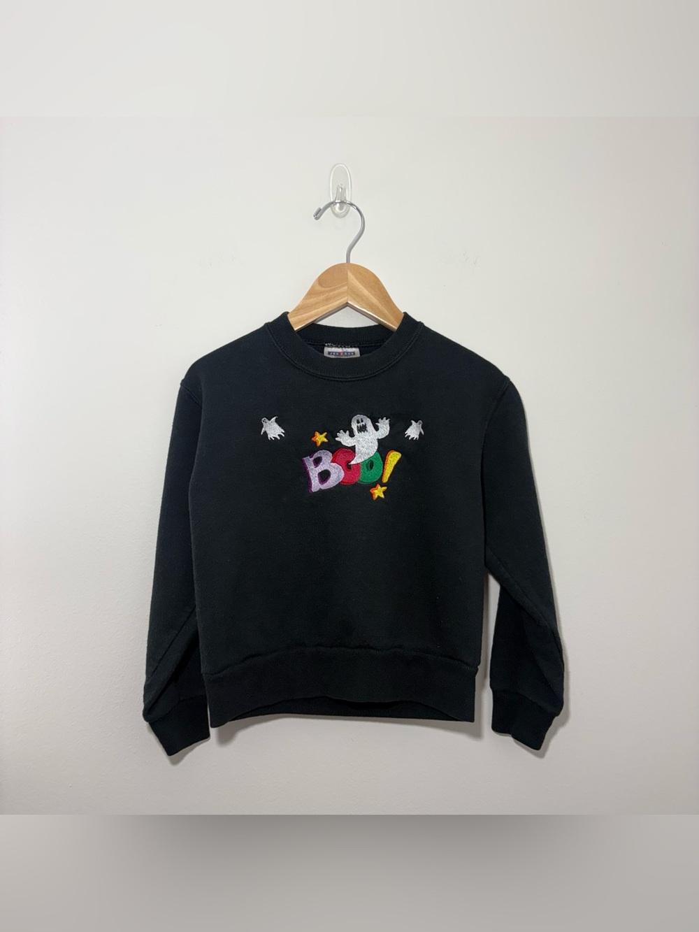 Vintage 90’s-00’s Jerzees Halloween embroidered crewneck sweater (size below)